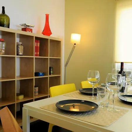 On Trendy Cousin Flat Lisbon